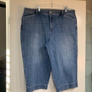 Talbots Women's Denim Wide Leg Cropped Jeans in Medium Blue